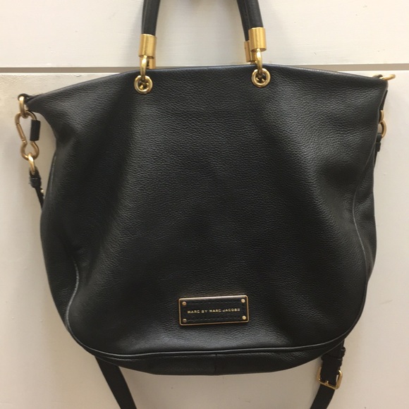 Handbags - Marc Jacobs black handbag